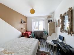 PLOUDALMEZEAU : BELLE MAISON T7 SUR SOUS SOL COMPLET AVEC DOUBLE SÉJOUR, 5 CHAMBRES